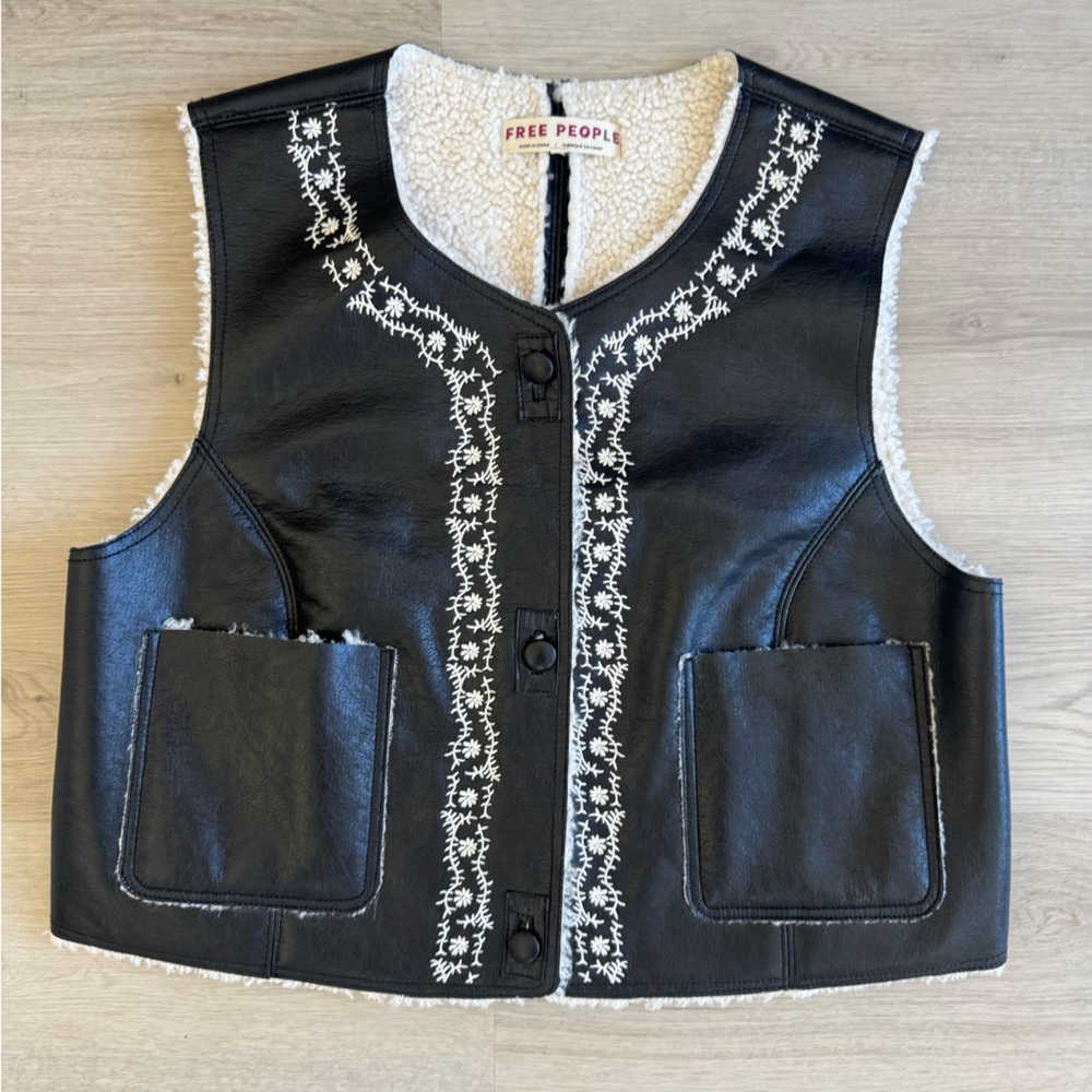 Free People Vegan Leather Embroidered Sherpa Vest Black Ivory Cream size Large - Picture 6 of 14